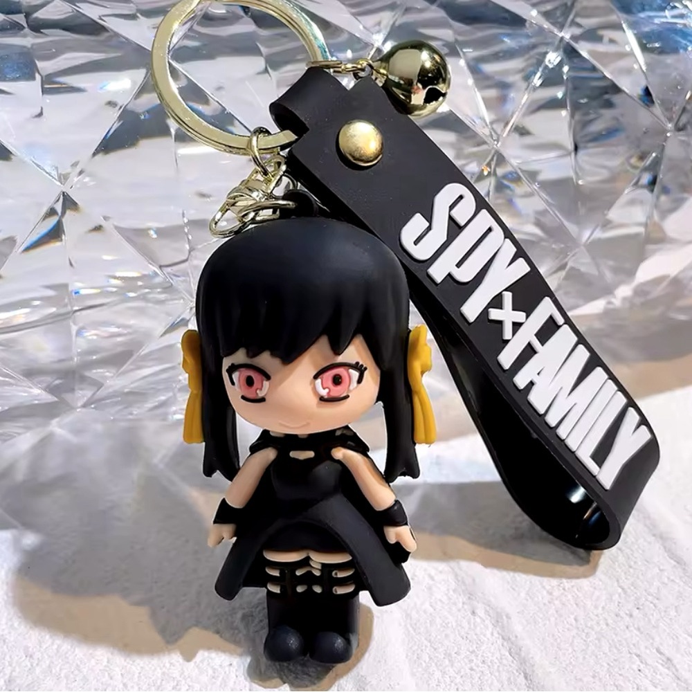 Modern Family Keychains - Picture 3 of 3
